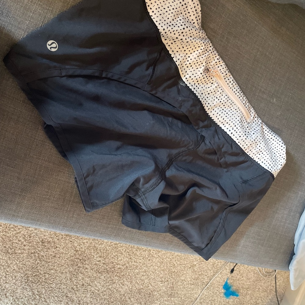 Lululemon shorty run short
